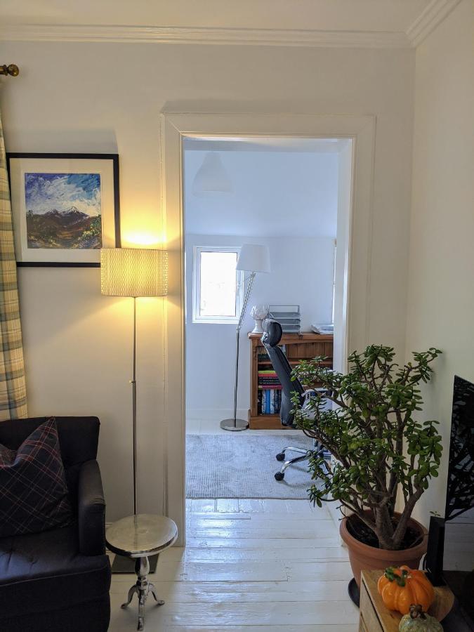Central Hawick Spacious Stylish Flat With Log Burner Екстер'єр фото