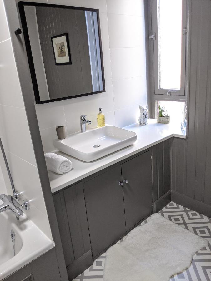 Central Hawick Spacious Stylish Flat With Log Burner Екстер'єр фото