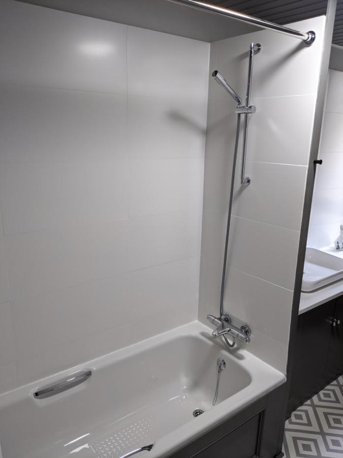 Central Hawick Spacious Stylish Flat With Log Burner Екстер'єр фото