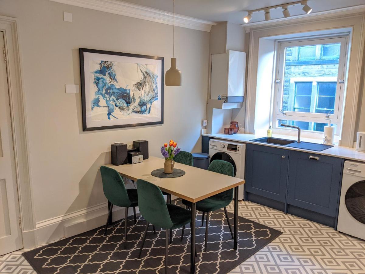 Central Hawick Spacious Stylish Flat With Log Burner Екстер'єр фото